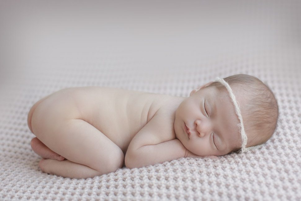 Few days of pure love | Newborn Photographer Cambridge