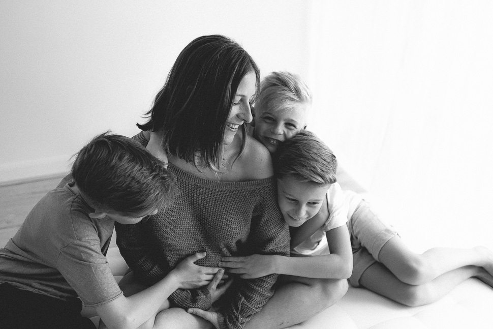 Maternity Photography Cambridgeshire | Mum of boys