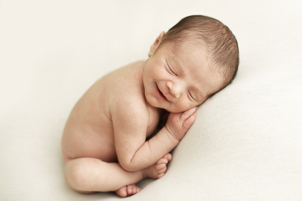 Do newborns smile for real?